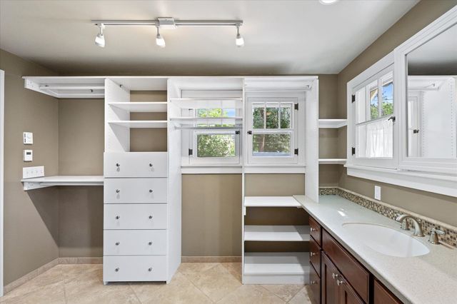 32 E 25th Ave, Spokane, WA 99203