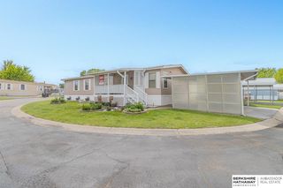 15054 Howe Plaza # 88, Omaha, NE 68144