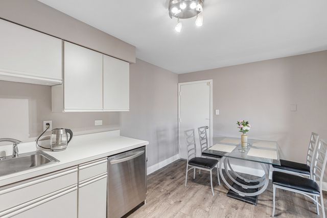 11116 S 84 Avenue 2B, Palos Hills, IL 60465