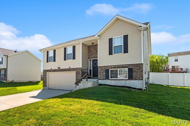 118 Wilson Creek Drive, Belleville, IL 62221
