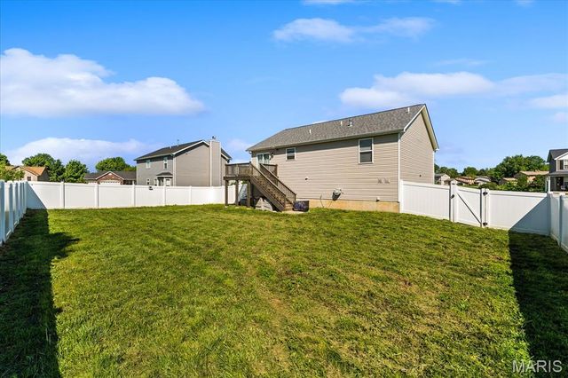 118 Wilson Creek Drive, Belleville, IL 62221