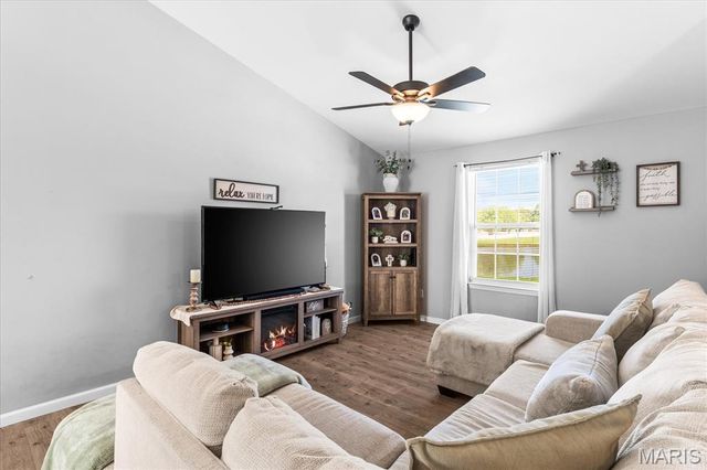 118 Wilson Creek Drive, Belleville, IL 62221