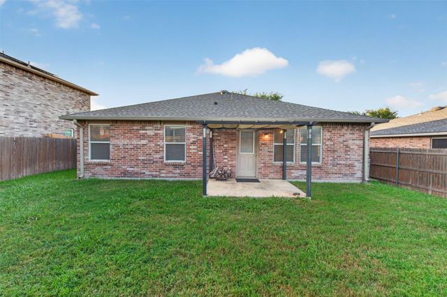 6025 Deck House Road, Fort Worth, TX 76179