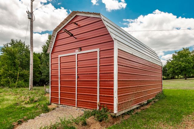 315 Duncan Rd, Hartsville, TN 37074