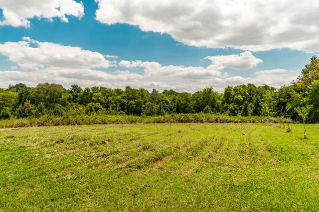 315 Duncan Rd, Hartsville, TN 37074