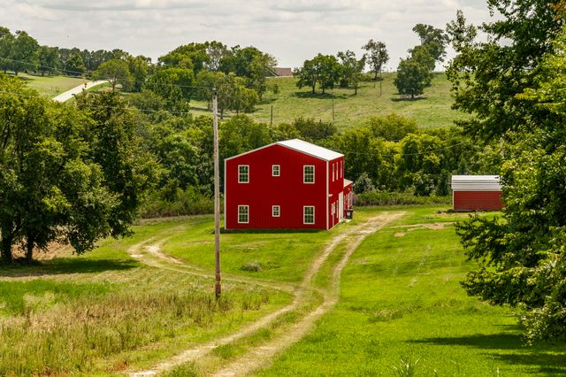 315 Duncan Rd, Hartsville, TN 37074