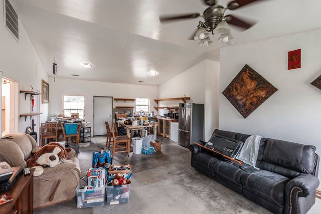 315 Duncan Rd, Hartsville, TN 37074