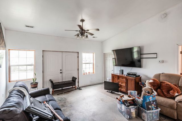 315 Duncan Rd, Hartsville, TN 37074