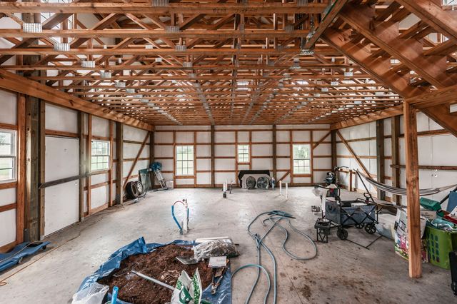 315 Duncan Rd, Hartsville, TN 37074