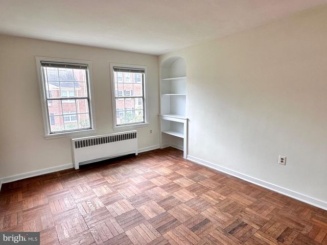 6620 E WAKEFIELD DR #B1, Alexandria, VA 22307