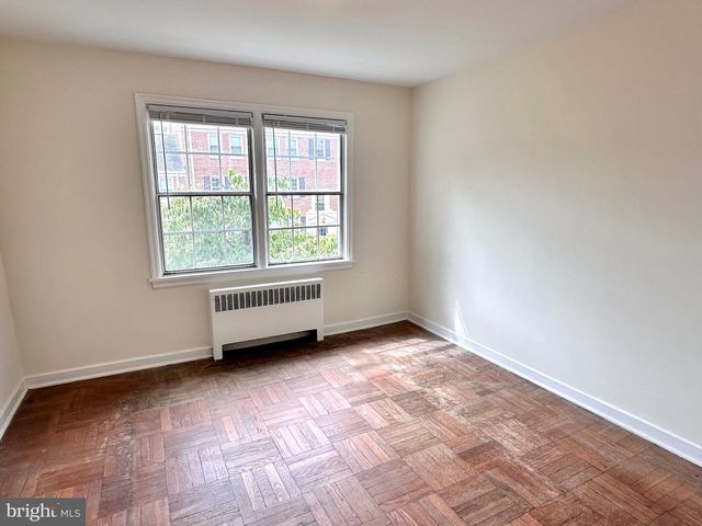 6620 E WAKEFIELD DR #B1, Alexandria, VA 22307