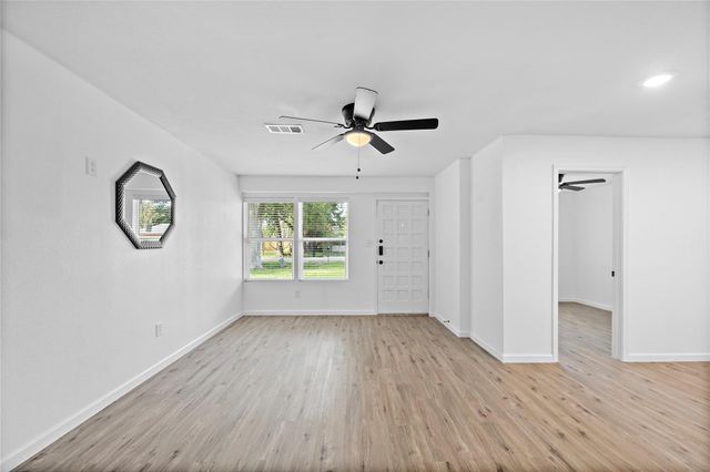 6210 Rolland Street, Houston, TX 77091