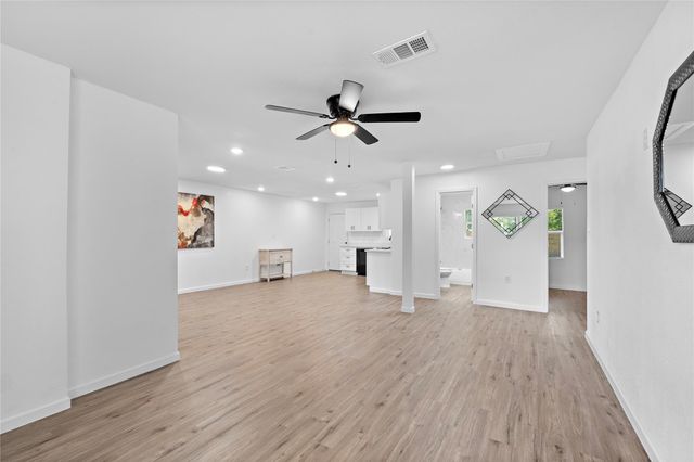 6210 Rolland Street, Houston, TX 77091