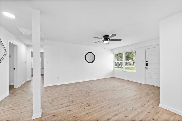 6210 Rolland Street, Houston, TX 77091