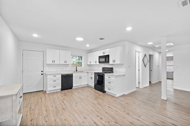 6210 Rolland Street, Houston, TX 77091