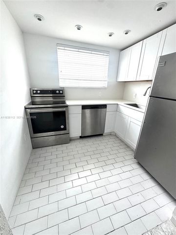 1211 Pennsylvania Ave E2, Miami Beach, FL 33139