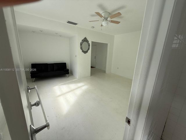 1211 Pennsylvania Ave E2, Miami Beach, FL 33139