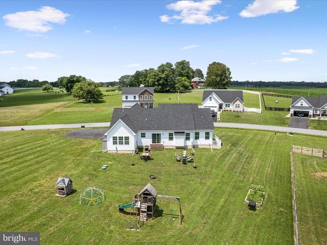 215 NAPLES WAY, Charles Town, WV 25414