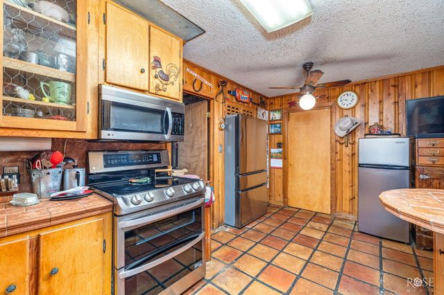 307 W 8th Street, Sonora, TX 76950