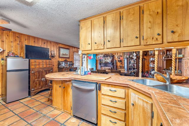 307 W 8th Street, Sonora, TX 76950