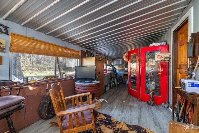 307 W 8th Street, Sonora, TX 76950