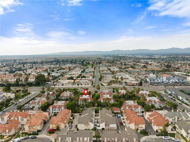 4802 Tiara 204, Huntington Beach, CA 92649
