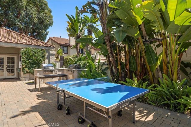 4802 Tiara 204, Huntington Beach, CA 92649