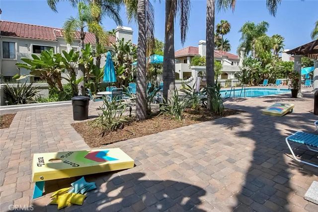 4802 Tiara 204, Huntington Beach, CA 92649