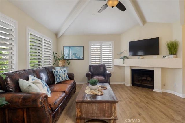 4802 Tiara 204, Huntington Beach, CA 92649