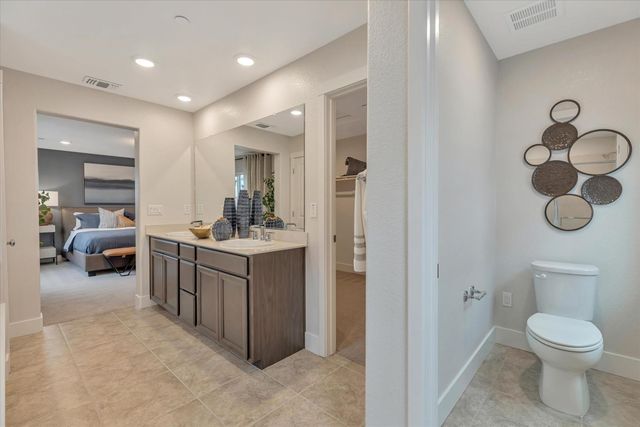 616 Whitewater Way, West Sacramento, CA 95605