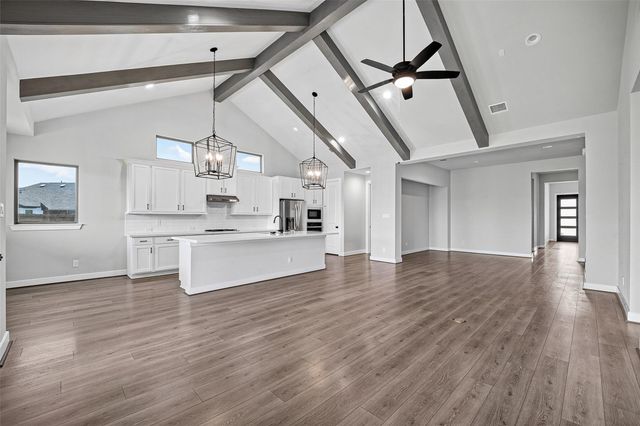2600 Golden Palms Lane, Texas City, TX 77568
