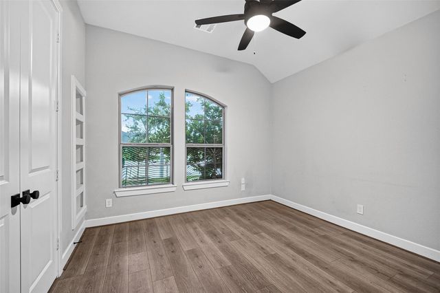 2600 Golden Palms Lane, Texas City, TX 77568