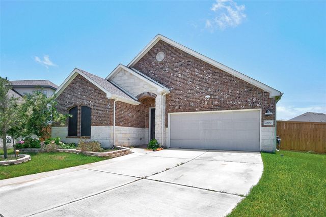2600 Golden Palms Lane, Texas City, TX 77568