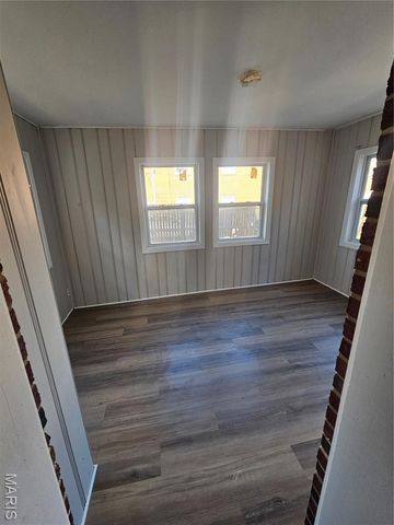 7041 Dartmouth Avenue, St Louis, MO 63130