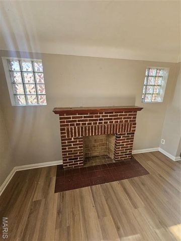 7041 Dartmouth Avenue, St Louis, MO 63130