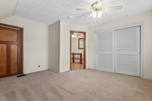 6611 W Moltke AVENUE, Milwaukee, WI 53210