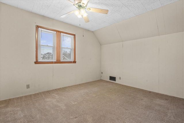 6611 W Moltke AVENUE, Milwaukee, WI 53210