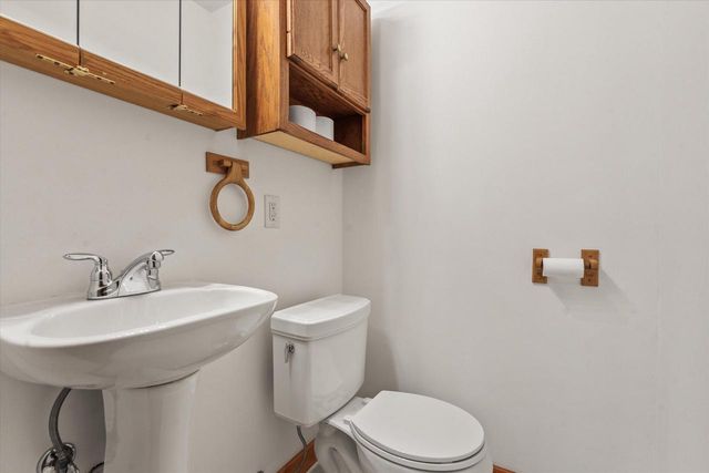 6611 W Moltke AVENUE, Milwaukee, WI 53210