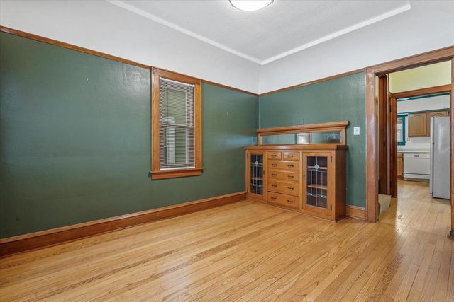 6611 W Moltke AVENUE, Milwaukee, WI 53210