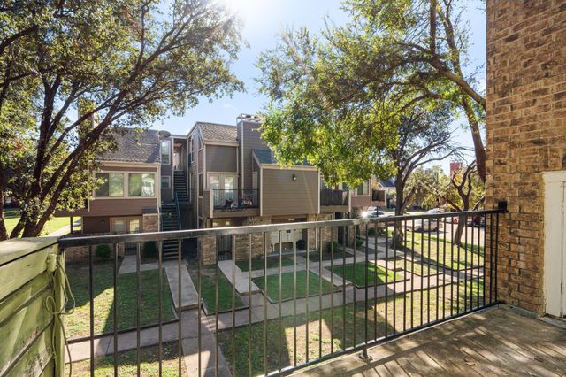 9831 Walnut Street 205, Dallas, TX 75243