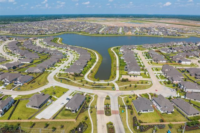 2907 Palm Branch Drive, Texas City, TX 77568