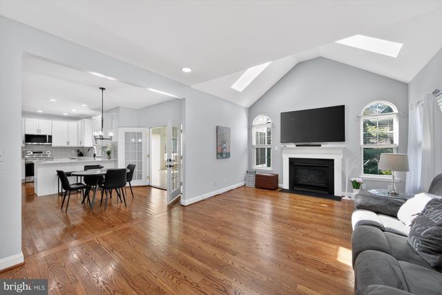 11 BRADLEY DR, Wilmington, DE 19803