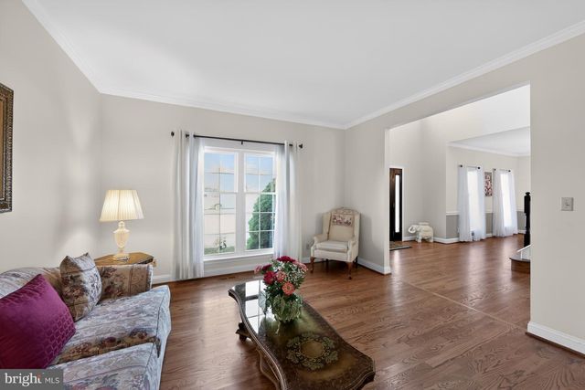 11 BRADLEY DR, Wilmington, DE 19803