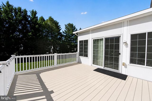 11 BRADLEY DR, Wilmington, DE 19803