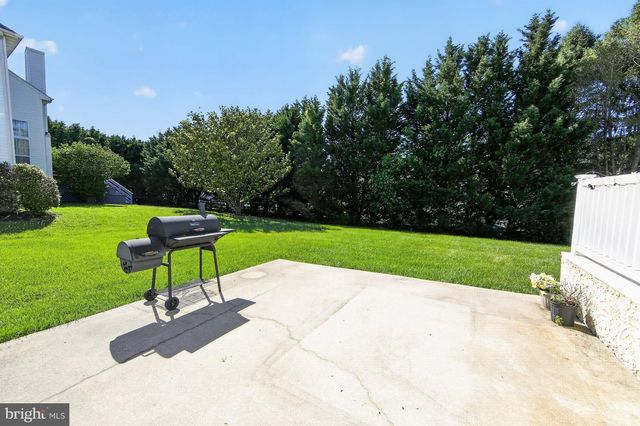11 BRADLEY DR, Wilmington, DE 19803