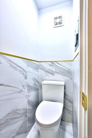 18 Wilsher Drive, Monsey, NY 10952