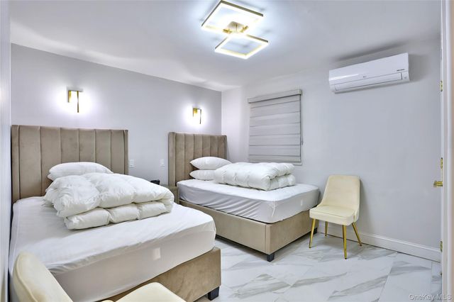 18 Wilsher Drive, Monsey, NY 10952