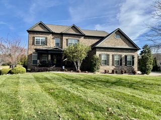 1848 Longmoore Ln, Brentwood, TN 37027