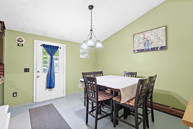 90 Oakmont Ave, Westminster, MA 01473