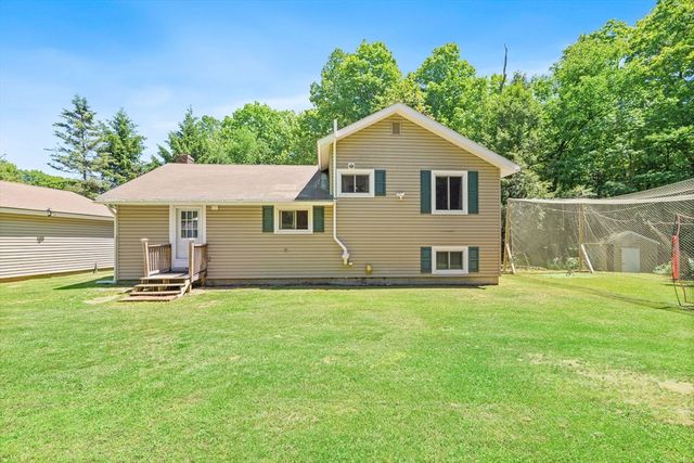 90 Oakmont Ave, Westminster, MA 01473